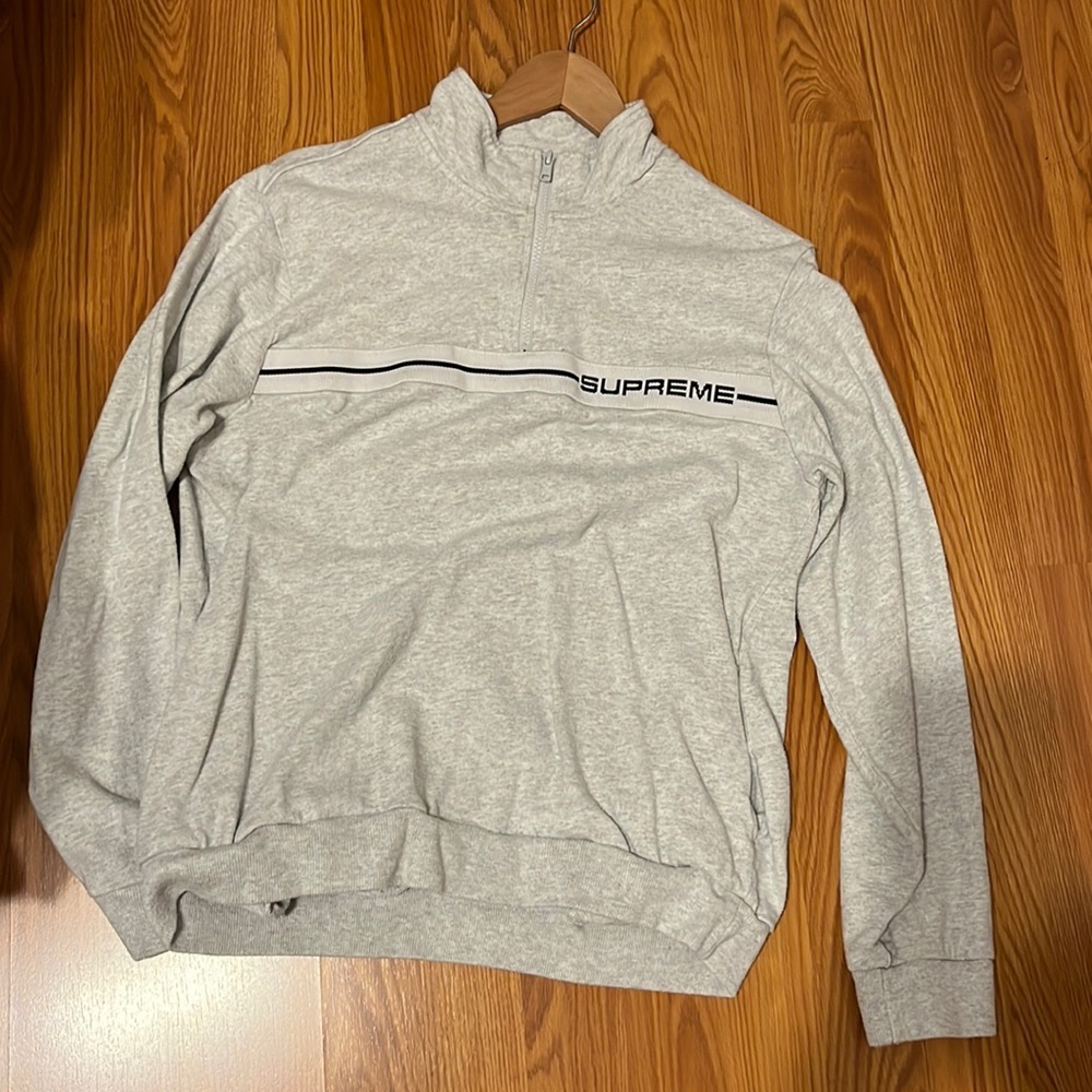 Supreme quarter zip